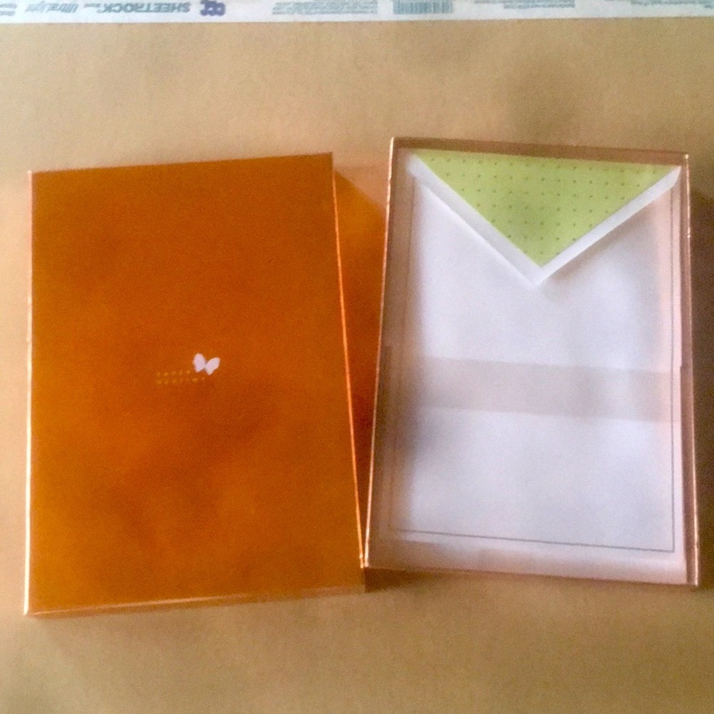 Destiny Beautiful Boxed Stationery Set Flat Sheets Envelopes NWT